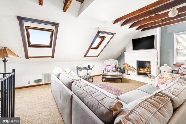 Photo - 516 S 3rd St