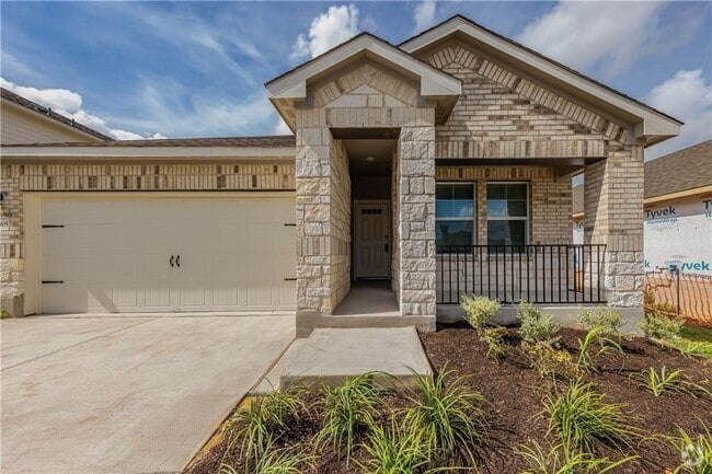 Building Photo - 13905 Heartland Dr Rental