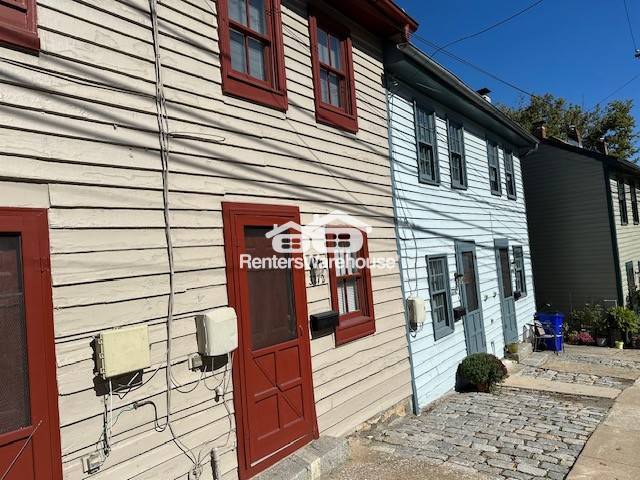 Photo - 3772 St Paul St