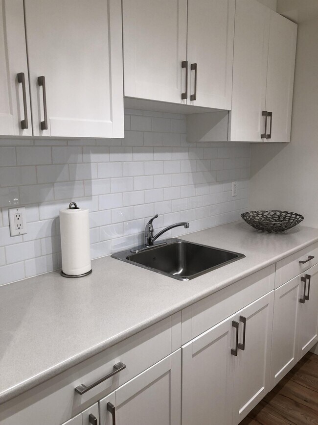 Photo - 575 Marifield Ave Unit 109