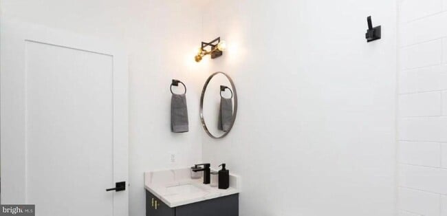 Photo - 520 S Caroline St Unit 102