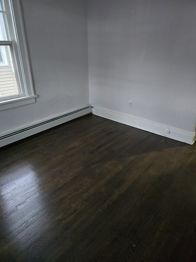 Building Photo - 212 Ontario St Rental