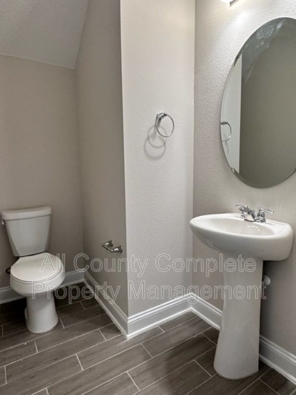 Photo - 643 Rum Runner Wy