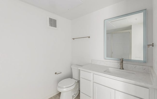 Photo - 1694 Sheridan Boulevard