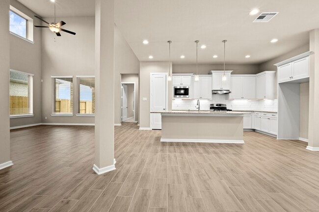 Building Photo - 29618 Mahogany View Ln