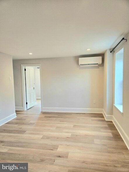 Photo - 119 Chestnut St