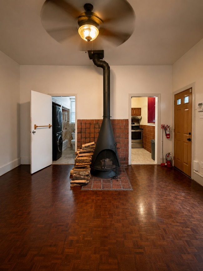 Photo - 420 W Chelten Ave