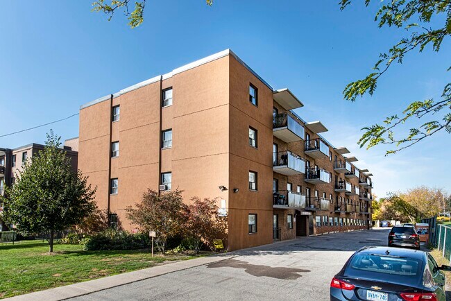 Photo - Danforth Apartments