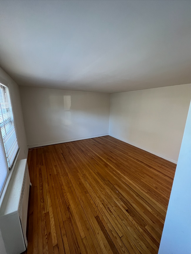 Photo - 406 Deal Lake