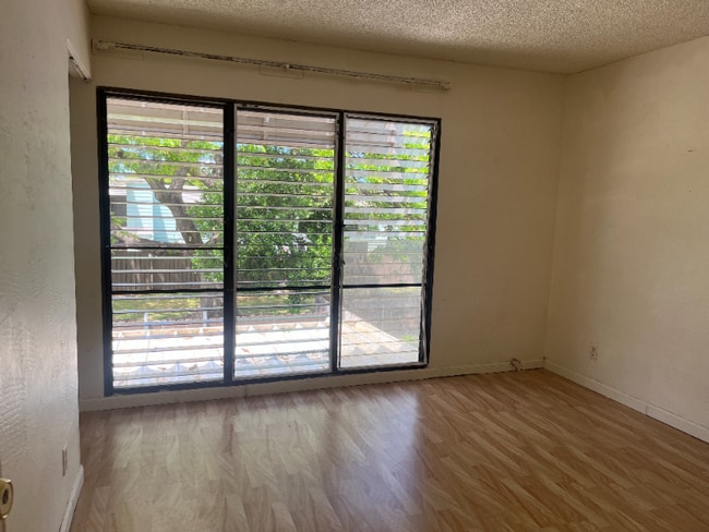 Photo - 87-153-153 Helelua St