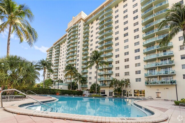 Building Photo - 19390 Collins Ave Rental