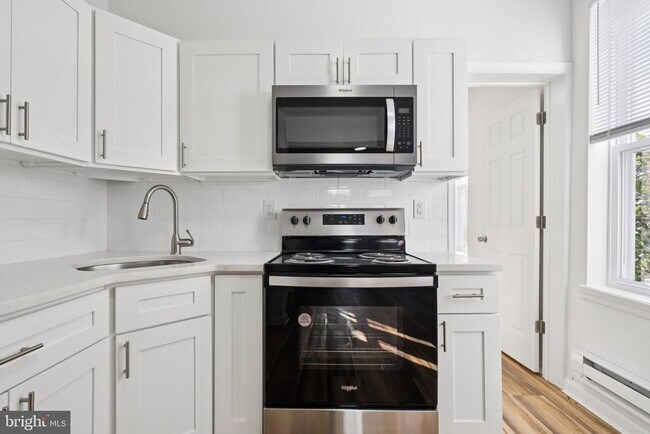 Photo - 4447 N 19th St