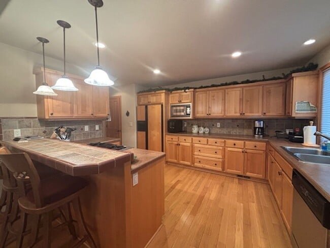 10 Pyramid Ln