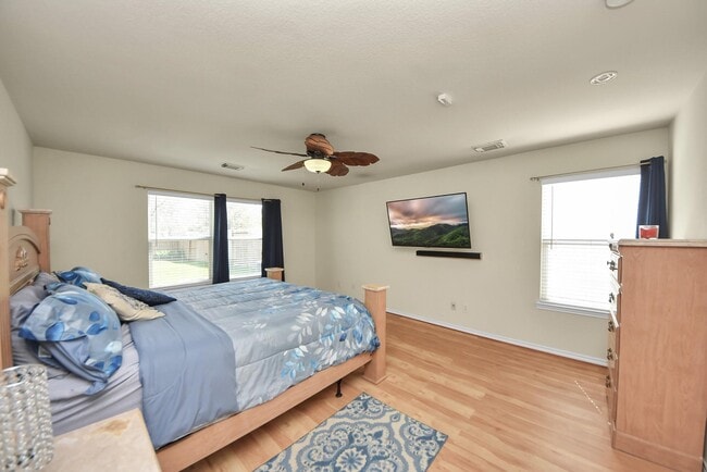 Photo - 17006 Kemble Creek Dr