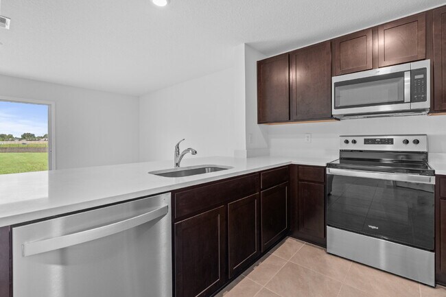 Photo - "Spacious 3-Bedroom Townhouse in Ocala wit...