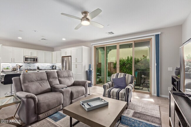 Photo - 1954 S Follett Way