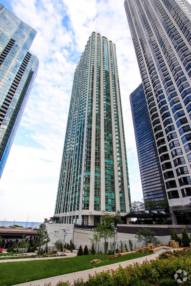 Building Photo - 195 N Harbor Dr Unit 505 Rental