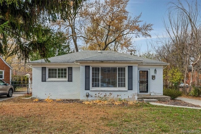 Building Photo - 3221 Shenandoah Dr