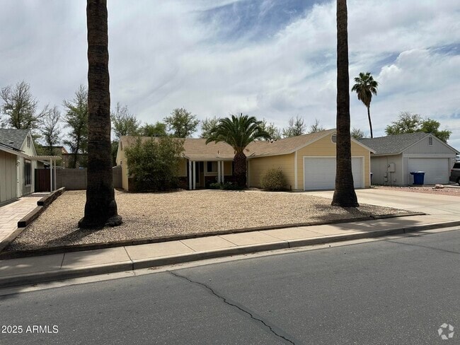 Building Photo - 4923 W Gail Dr Rental