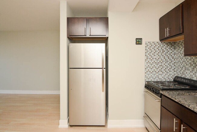 Photo - 450 W Wellington Ave Unidad B9