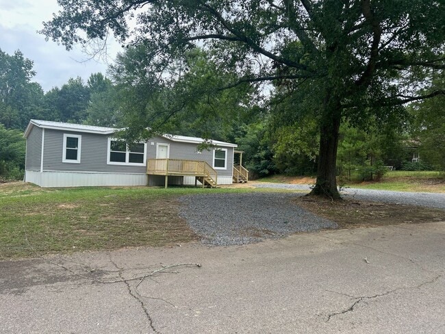Brand New 3 Bedroom 2 Bath Home - Brand New 3 Bedroom 2 Bath Home