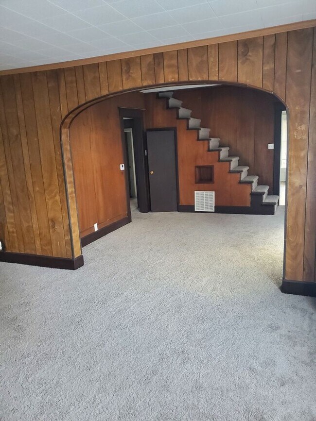 Photo - Spacious 3 Bedroom Home For Rent!