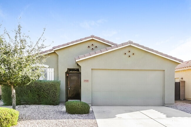 Building Photo - 819 S 176th Ln Rental
