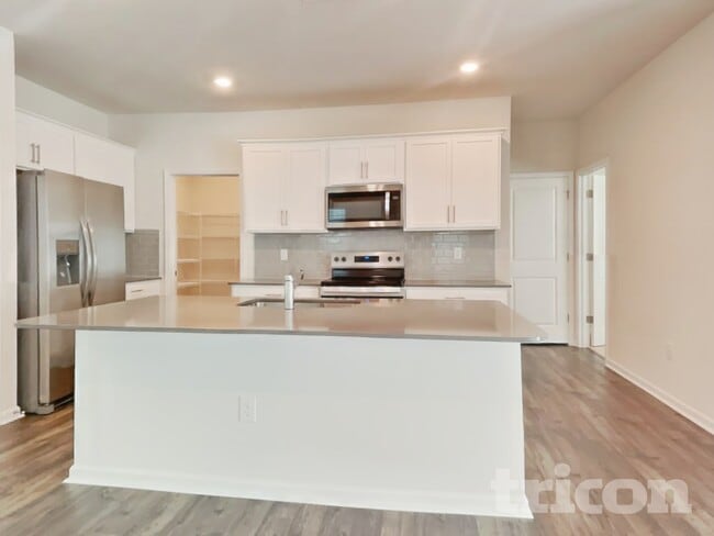 Photo - 141 Chapel Dr