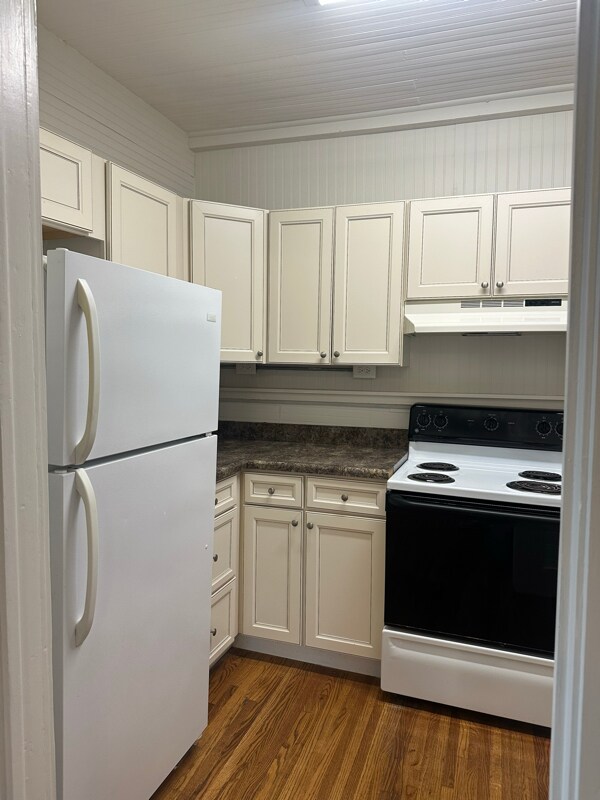 Photo - 1631 S Main St Unidad 2