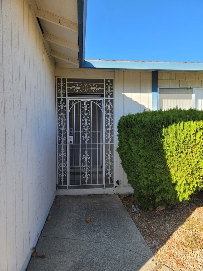 Photo - 1031 Fallbrook Dr