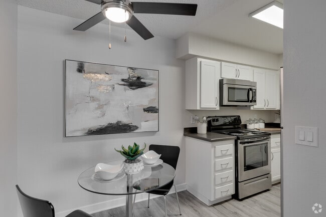 1HAB, 1BA - 650 ft²