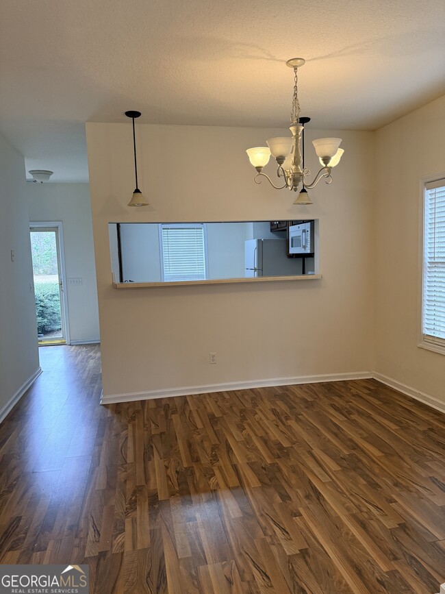 Photo - 1114B Southbend Dr