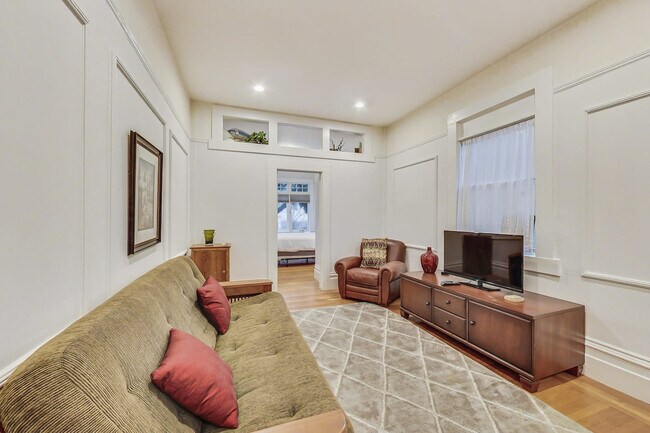 Photo - 2474 Washington St Unidad ID1259136P