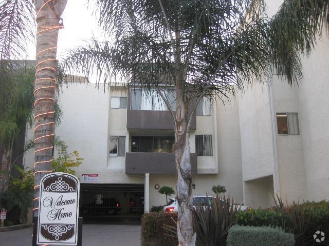 Building Photo - Gorgeous Studio for Rent in Encino Unit 311 Rental