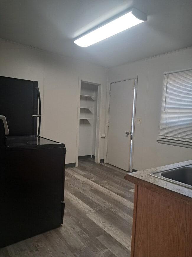 Photo - 1332 Baxter Ln