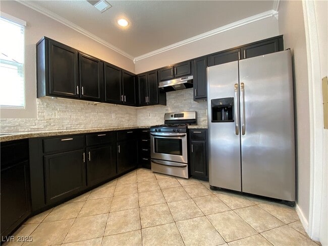 Photo - 9293 Adamshurst Ave