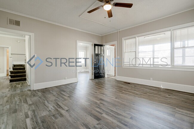 NOW OFFERING $250 OFF FIRST FULL MONTH IF ...