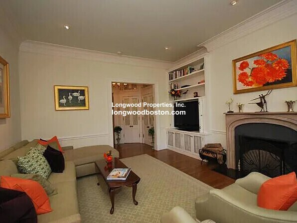 Photo - 318 Commonwealth Ave Unit 4