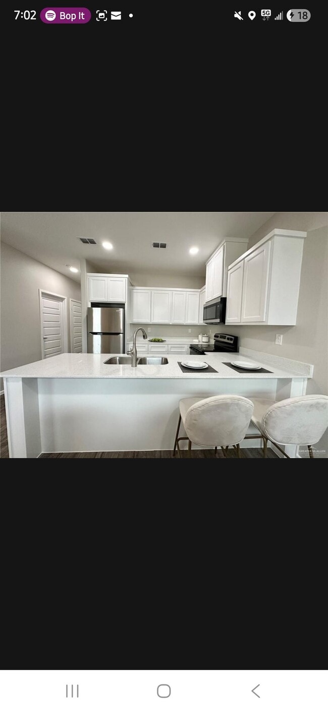 Photo - 425 E Acacia Ave Unidad 425 east acacia  1