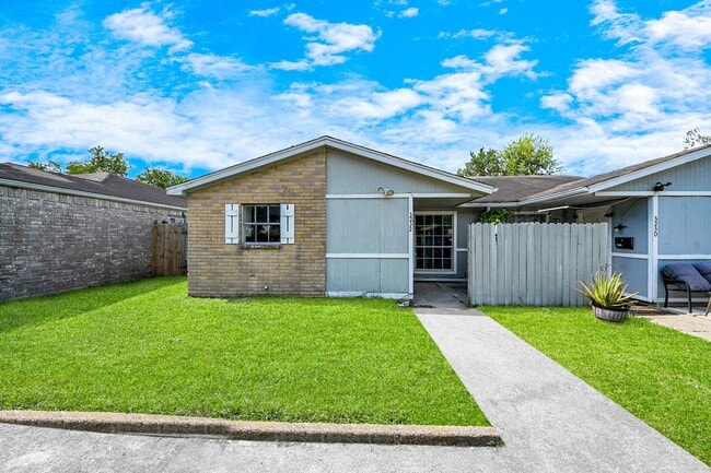 Photo - 3232 Scotch Moss Ln