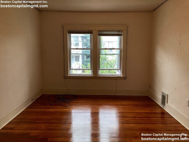 Building Photo - 55 Moreland St Unit 1 Rental