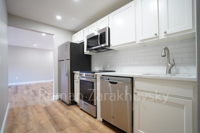 Photo - 394 Langley Rd Unit 7A