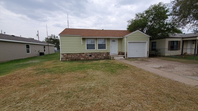 Photo - 3804 NE 15th Ave Casa