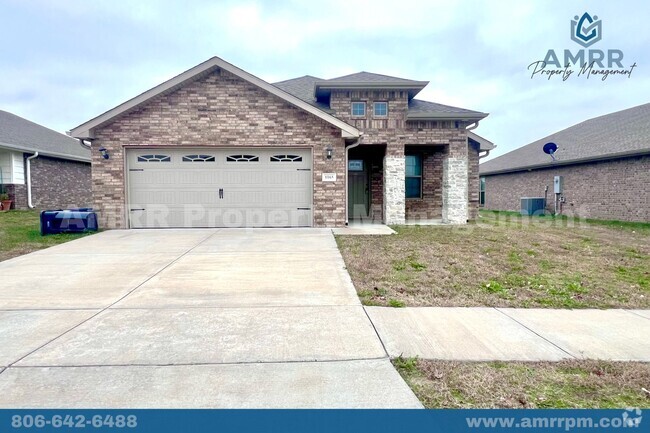 Building Photo - Rare 3 Bedroom Single Family Home In Webb ...