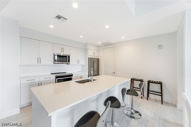 Photo - 1111 Central Dr Unit 417S