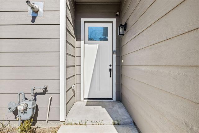 Photo - 1701 Belzise Terrace