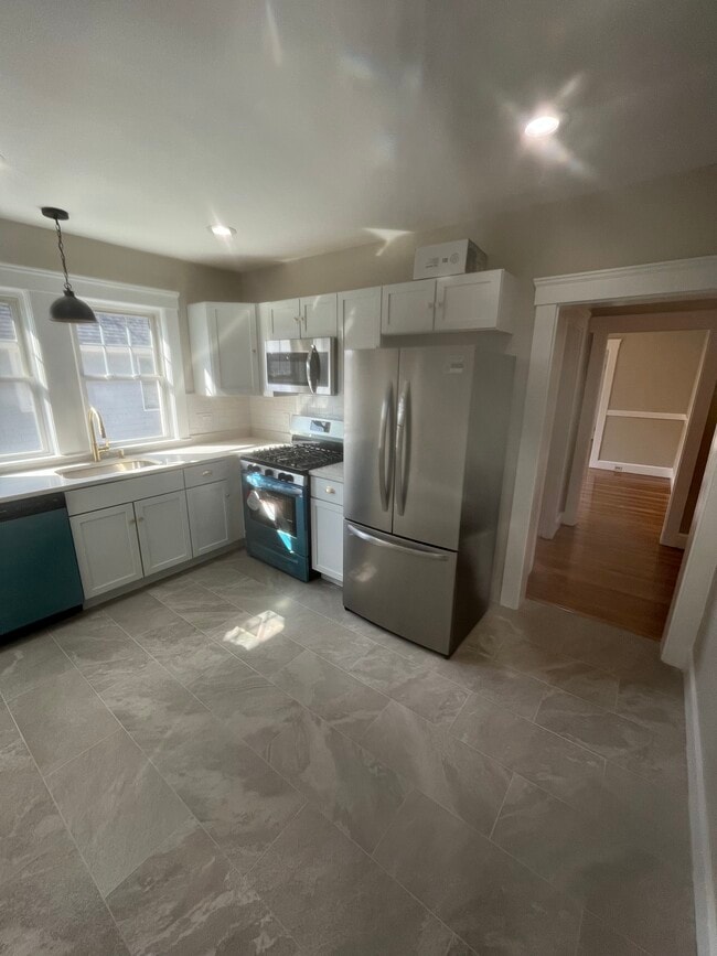 Building Photo - 41 Brimmer St Unit 41