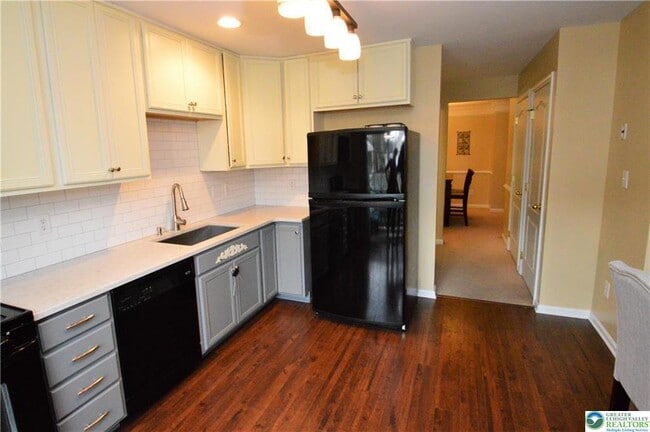 Photo - 4176 Bunker Hill Dr S