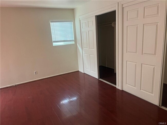 Building Photo - 7357 Darby Ave