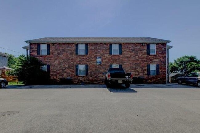 Building Photo - 3269 Tower Dr